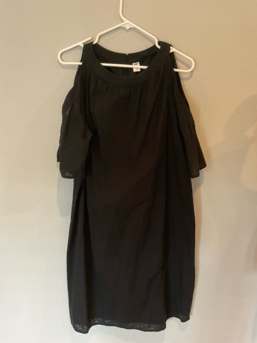 Old Navy Black Cold-Shoulder Mini Dress, L tall